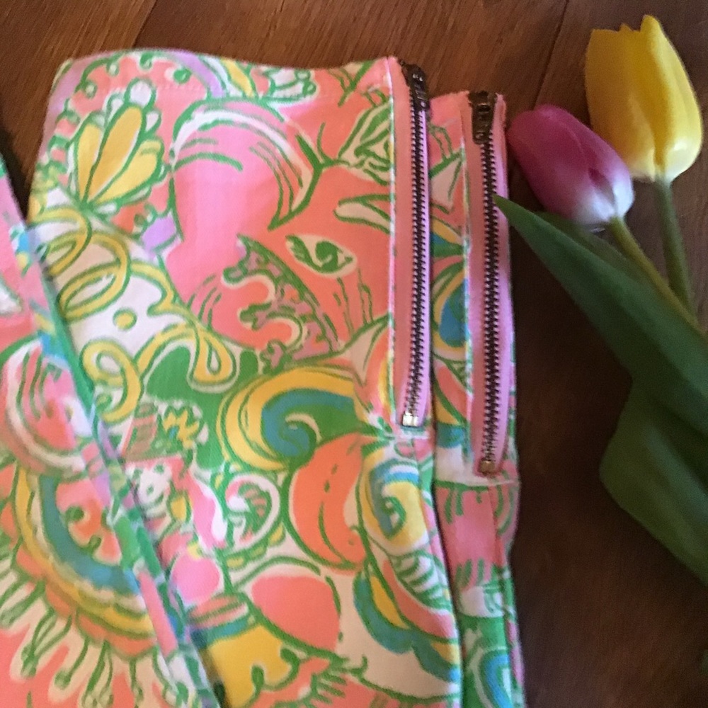 LILLY PULITZER “WORTH” SKINNY JEANS W/ ANKLE ZIPPERS - Picture 3 of 13